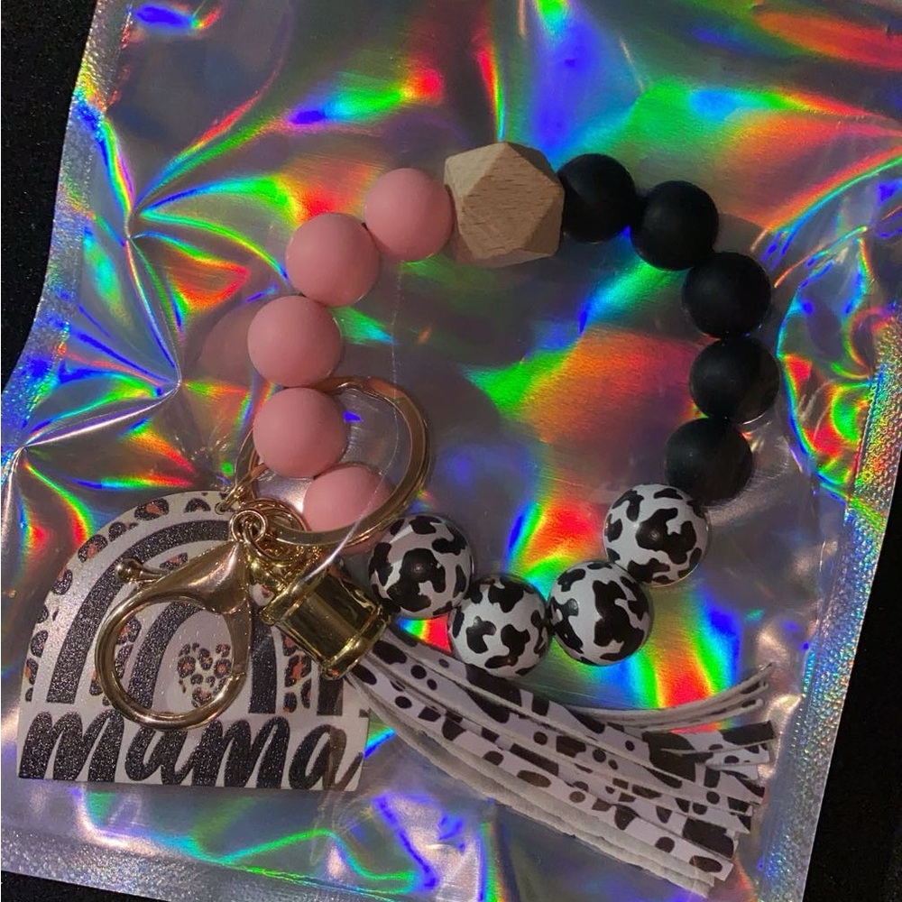 Mama Wristlet